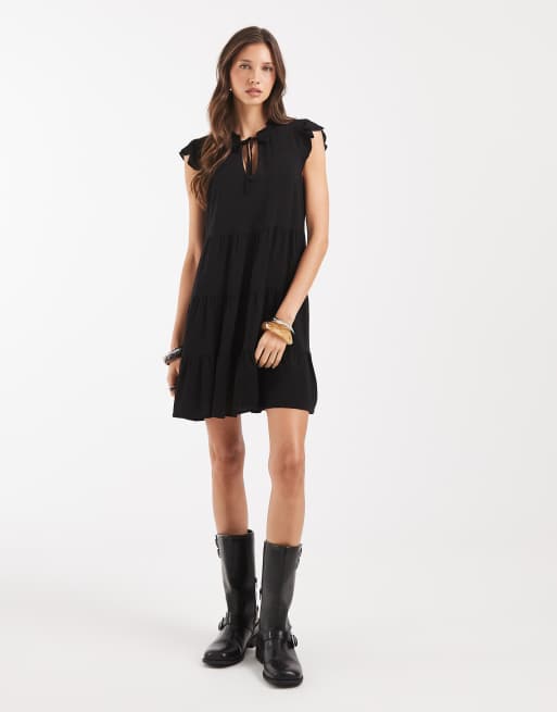 Vero Moda – Czarna sukienka mini w stylu babydoll z falbanką, 2 z 4