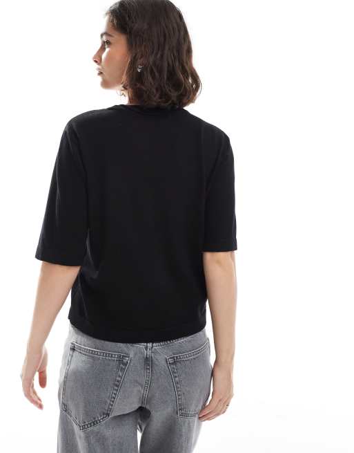 Vero Moda – Czarny dzianinowy T-shirt i pudełkowym kroju, 4 z 4