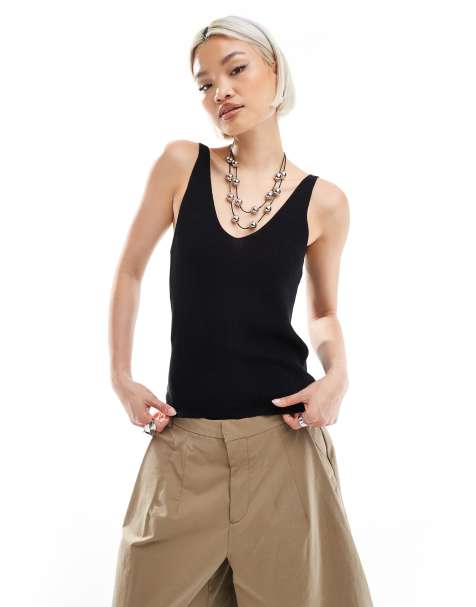 Vero Moda ribbed knit v neck cami top in black