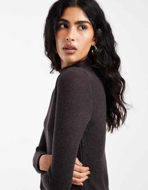 Vero Moda – Czekoladowobrązowa sukienka mini z golfem z prążkowanej dzianiny, 3 z 4