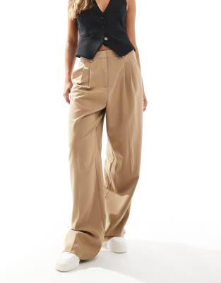 Vero Moda - Dad-Hose in Camel mit weitem Bein-Neutral