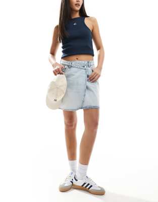 Vero Moda denim mini skort in light blue