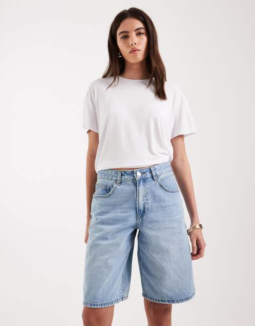 Vero Moda - Denim short met lange pasvorm en wijde pijpen in lichtblauw, 2 van 5