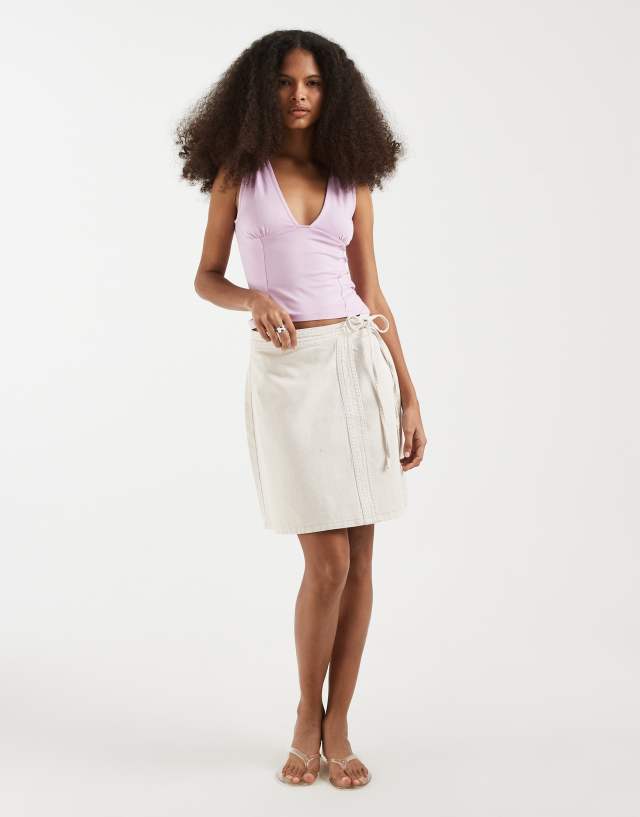 Vero Moda denim wrap mini skirt in cream | ASOS
