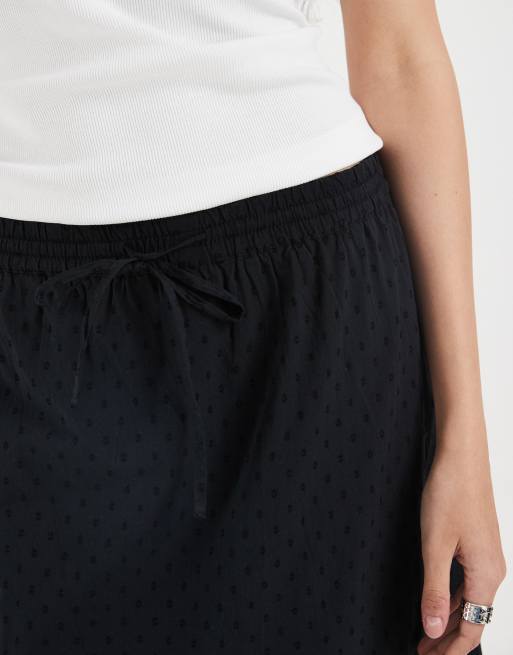 Vero Moda dobby texture boho maxi skirt in black, 2 of 5