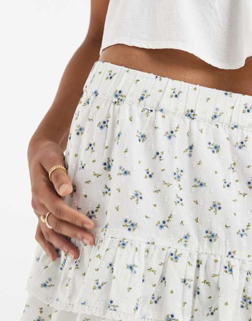 Vero Moda dobby texture ruffle lace trim mini skirt in white and blue floral print, 3 of 5
