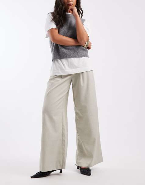 Vero Moda tailored pleat front wide leg trouser in cream melange