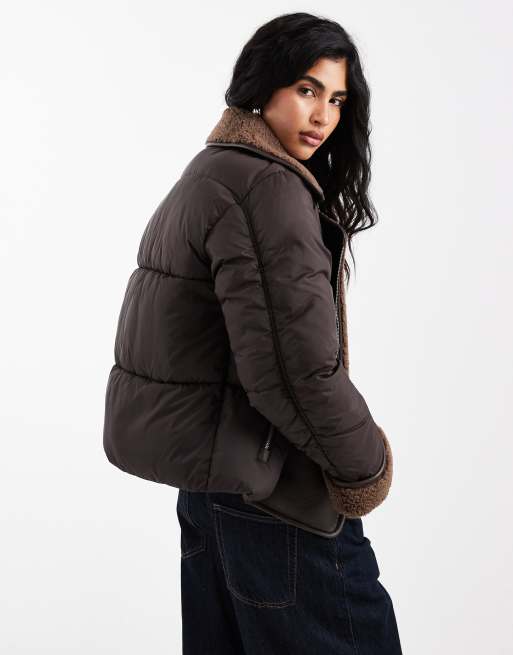 Vero Moda - Doudoune courte contrastante avec détail en imitation peau de mouton - Chocolat, 4 de 4