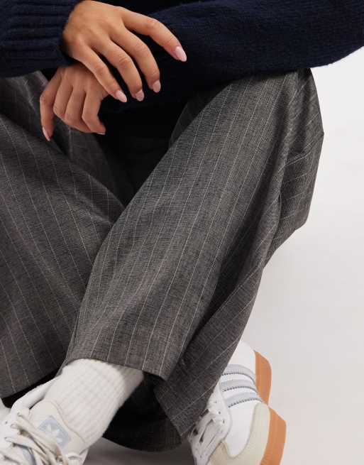 Vero Moda drawstring waist wide leg dad pant in grey marl pinstripe, 5 of 5