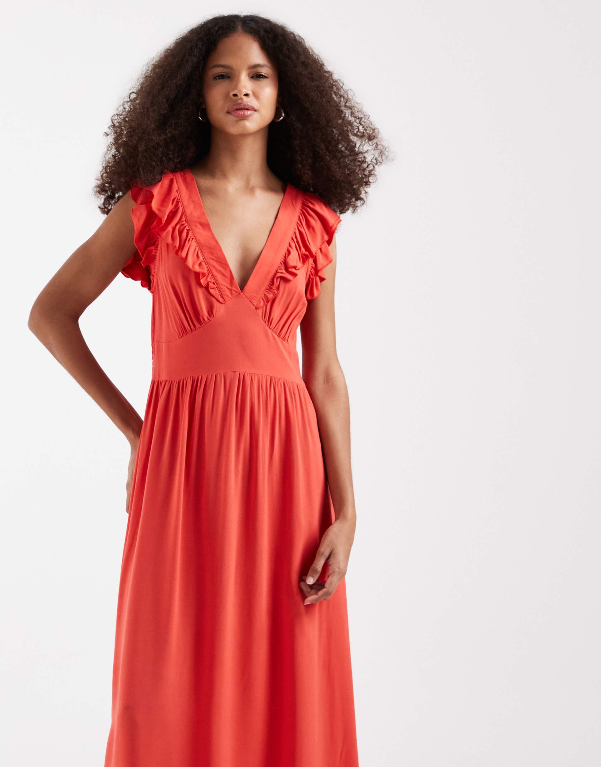 vero moda easy joy ruffle shoulder plunge front midi dress in coral