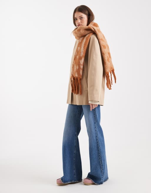 Vero Moda - Écharpe en maille à imprimé faon, 3 de 3