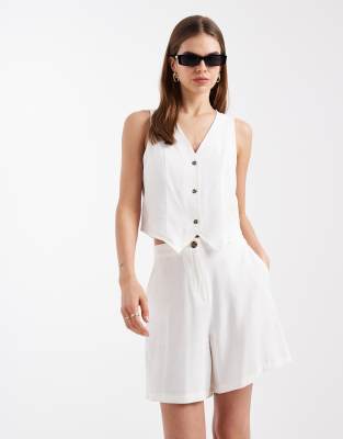 Vero Moda - Elegante Shorts in Weiß mit Leinen-Haptik, Kombiteil