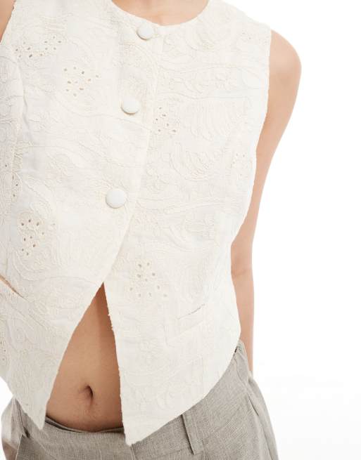 Vero Moda embroidered vest in cream, 3 of 4