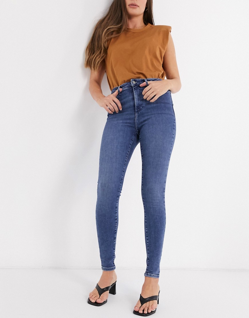 Vero Moda – Enge Jeans in Blau