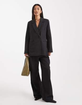 Vero Moda - Ensemble 2 pièces blazer ajusté coupe oversize et pantalon ample à plis devant - Gris foncé chiné | ASOS