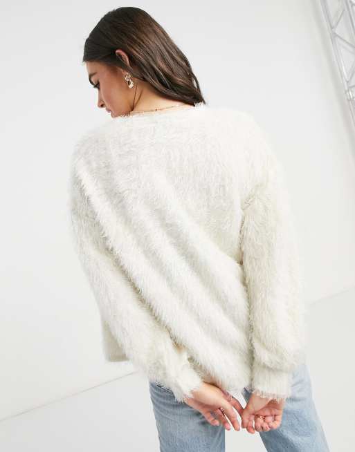 endnu engang hvordan mikro Vero Moda Exclusive fluffy coordinating cardigan in cream | ASOS