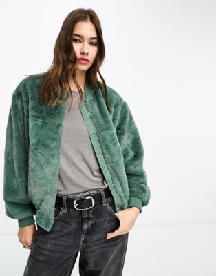 Vero Moda faux fur bomber jacket in green
