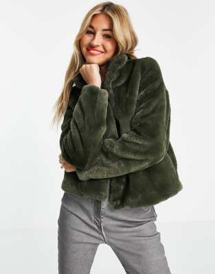 slot Vænne sig til min Vero Moda Faux Fur Jacket In Green | ModeSens