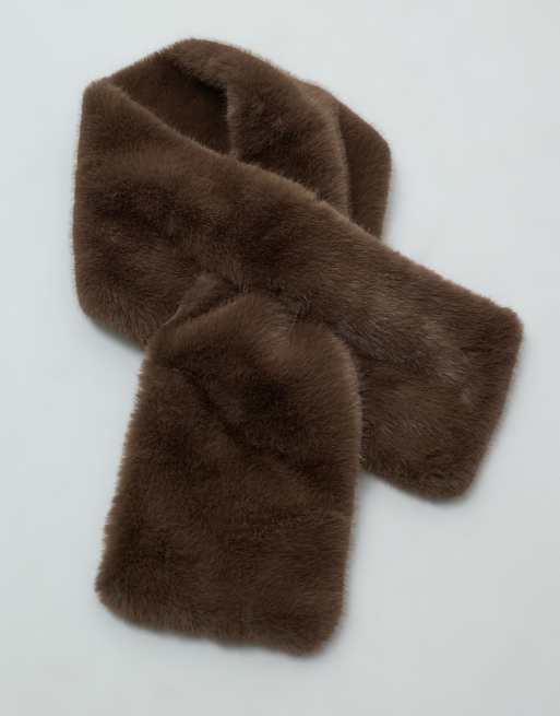 Vero Moda faux fur scarf in light brown, 3 of 5
