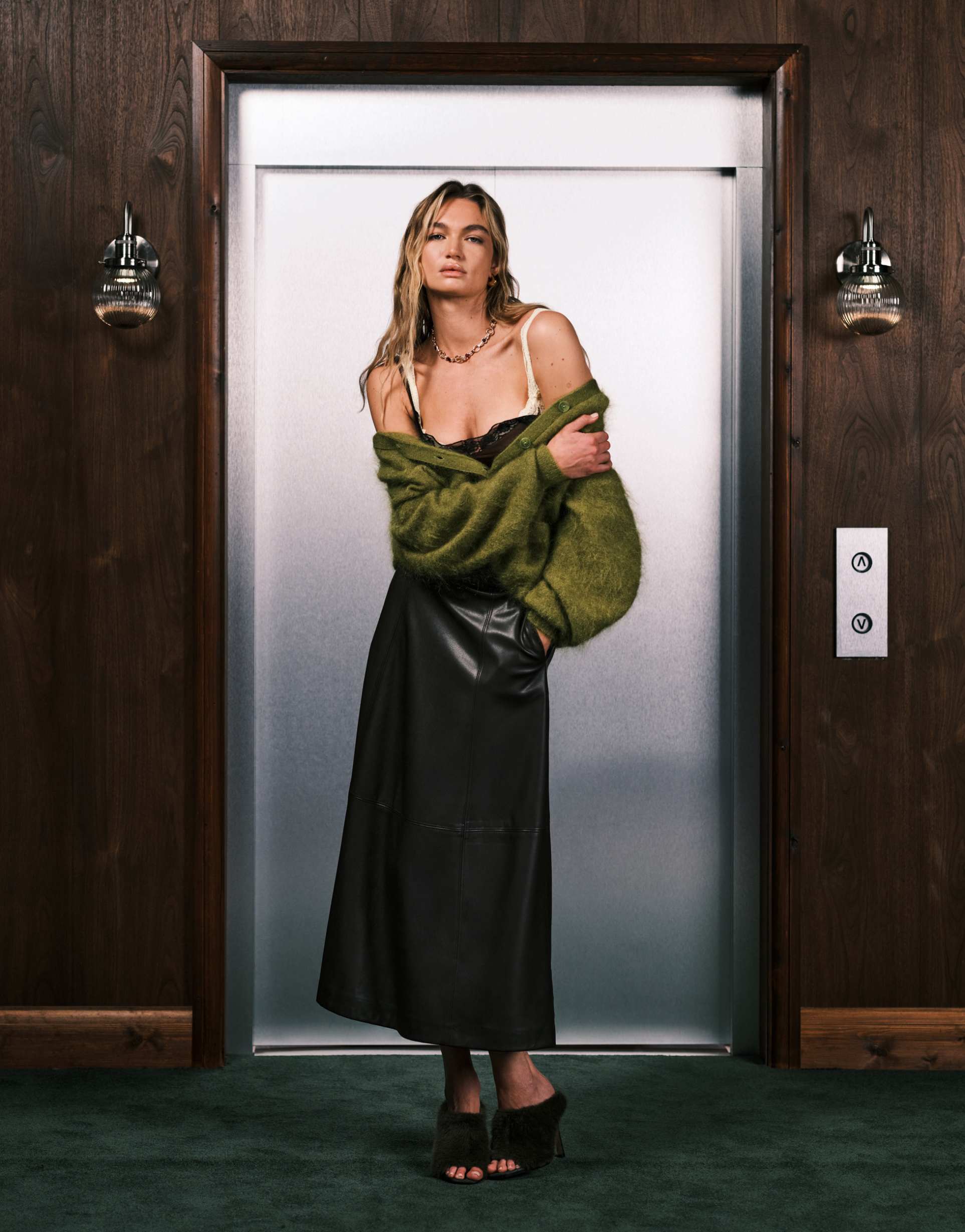 vero moda faux leather seam detailing full midi skirt in chocolate