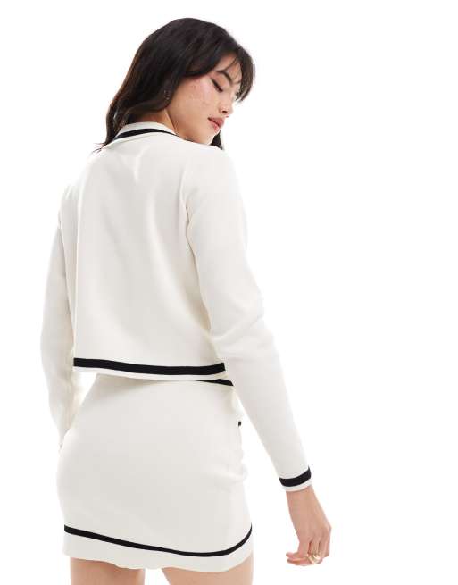 Vero Moda – Feinstrickjacke mit schwarz-weißem Kontrastdesign, Kombiteil, 4 von 4