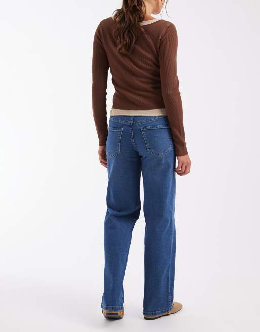 Vero Moda Flora jeans med hög midja och raka ben med bälte i mellanblå denim, 2 av 5