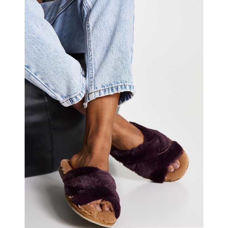 Vero Moda fluffy cross over slippers in burgundy ASOS