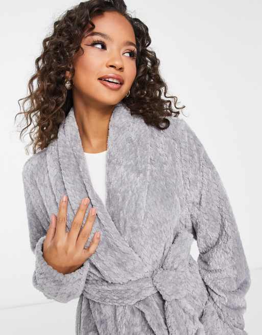 Vero Moda fluffy robe in grey