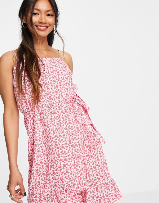 Engel Fremskynde lammelse Vero Moda frill cami dress in pink ditsy floral | ASOS