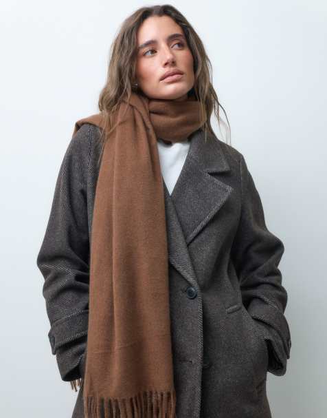 Vero Moda fringing detail scarf in chocolate brown - view 1