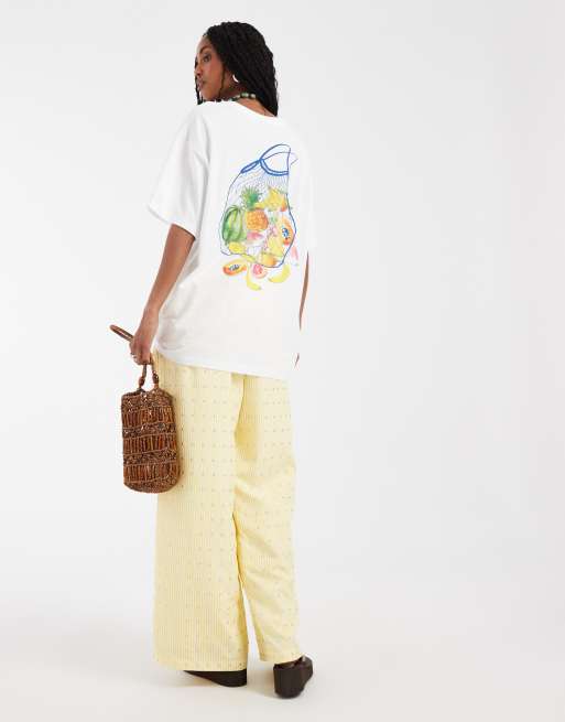 Vero Moda fruit market oversized graphic t-shirt in white, 3 of 4