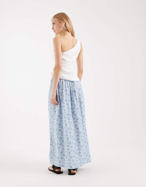 Vero Moda full woven midi skirt in blue floral ditsy print, 4 of 5