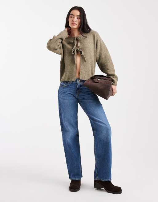 Vero Moda - Gebreid vest met textuur en gestrikte voorkant in olijfgroen, 2 van 4