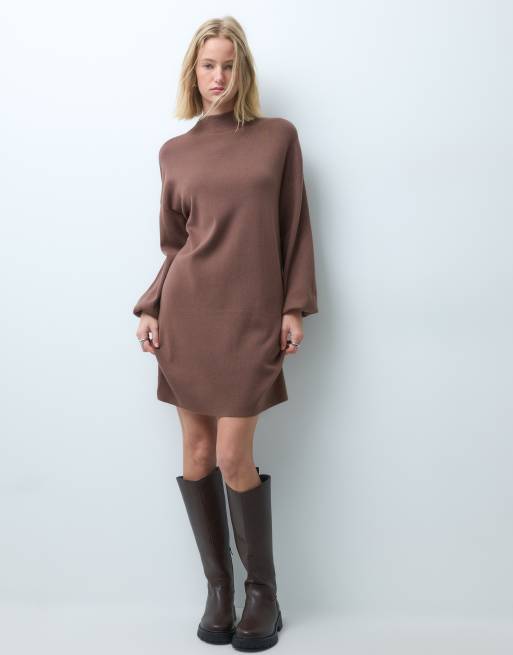 Vero Moda gebreide mini jurk met opstaande kraag in warmbruin, 2 van 4
