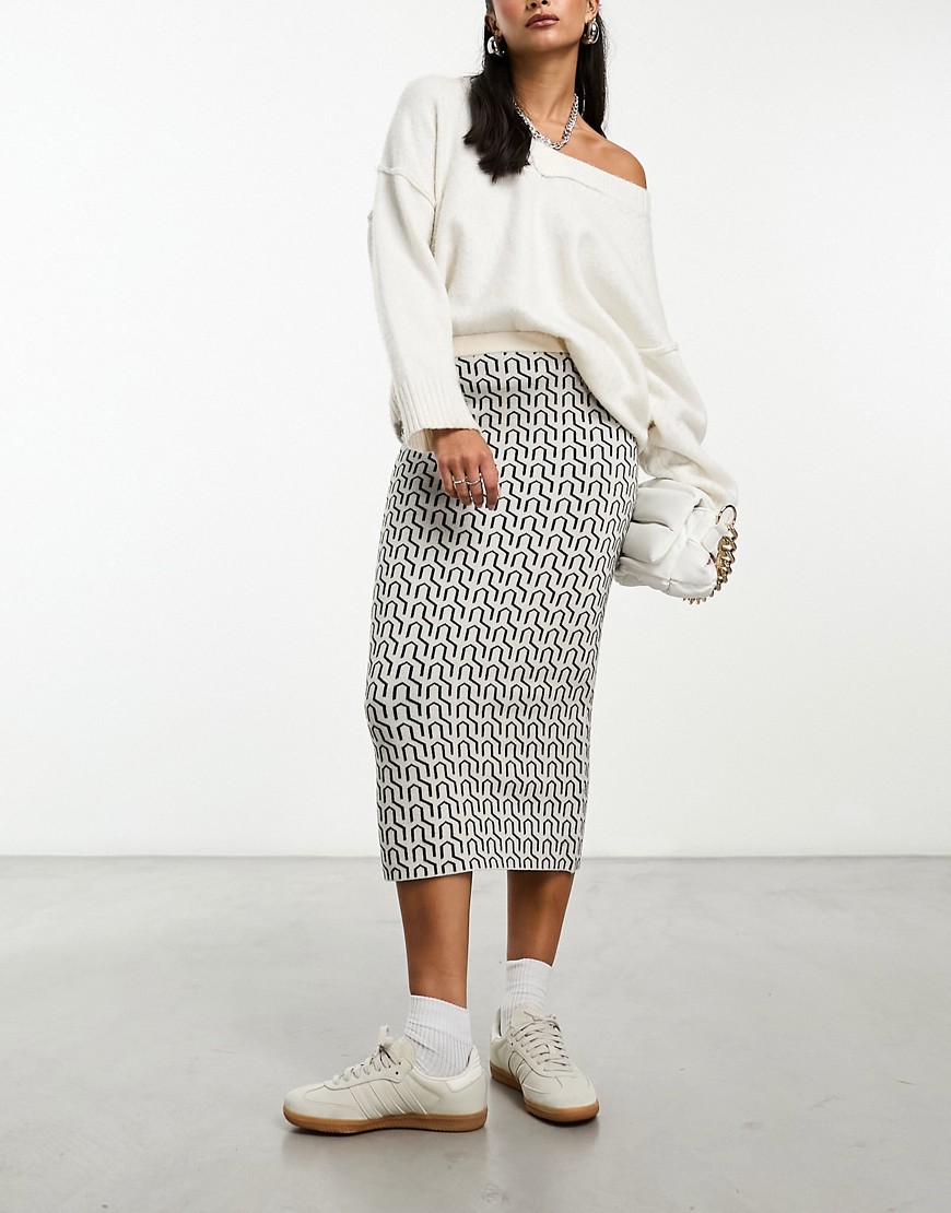 Vero Moda Geo Knit Midi Skirt In Mono - Part Of A Set-black