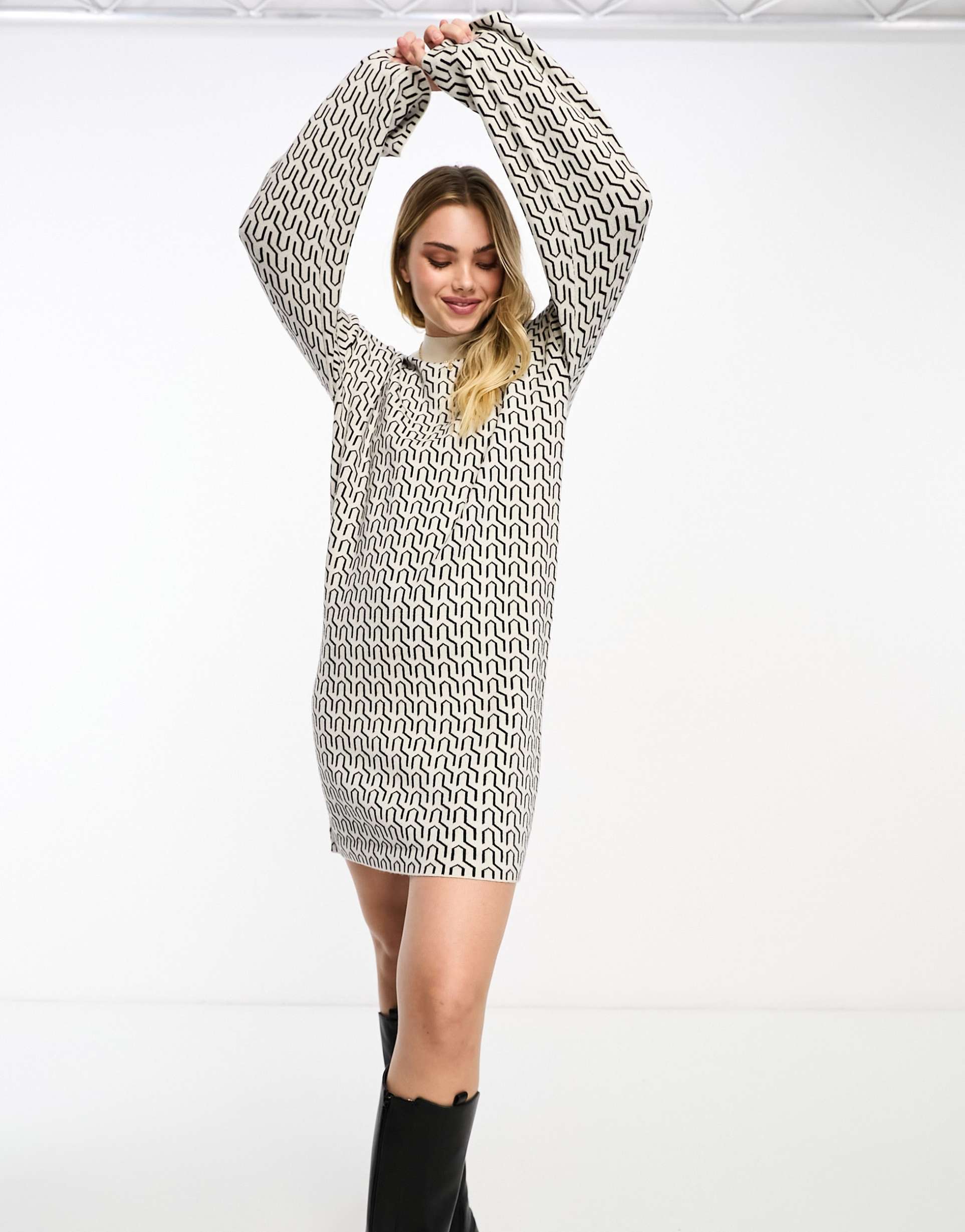 vero moda geo knitted mini dress in mono