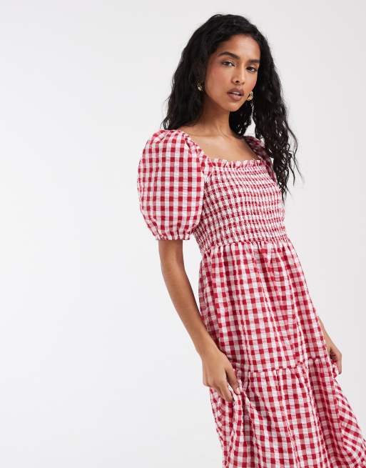 Vero Moda – Gestuftes Midikleid mit gesmoktem Oberteil, Puffärmeln und rotem Vichy-Karo, 2 von 4