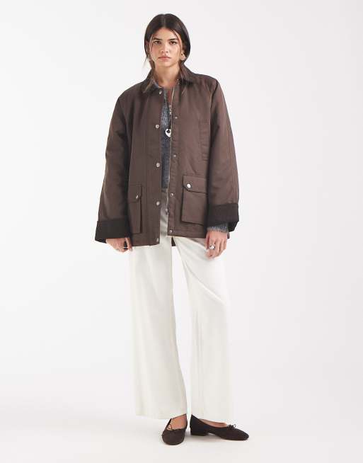 Vero Moda giacca barn con bordi in corduroy a contrasto color marrone cioccolato, 2 di 4