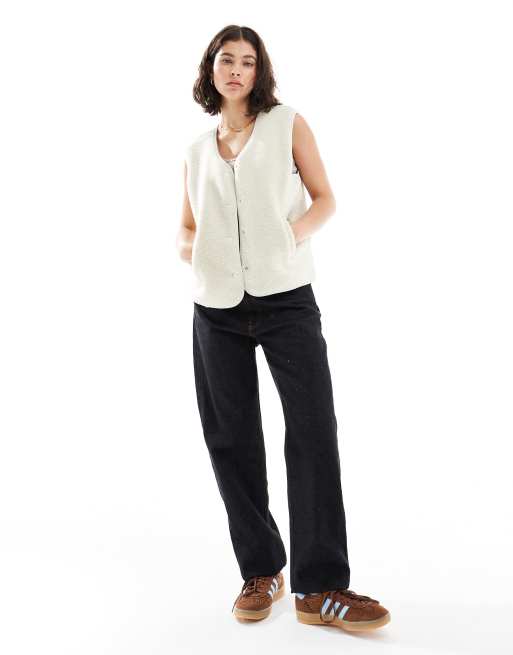Vero Moda - Gilet coupe carrée en fausse fourrure - Crème, 4 de 4