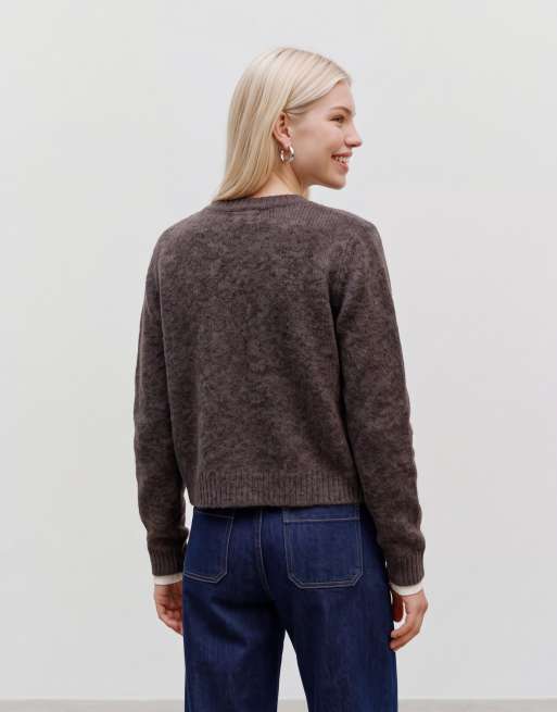 Vero Moda gilet en maille douce et duveteuse à col rond en marron chocolat chiné, 5 de 5