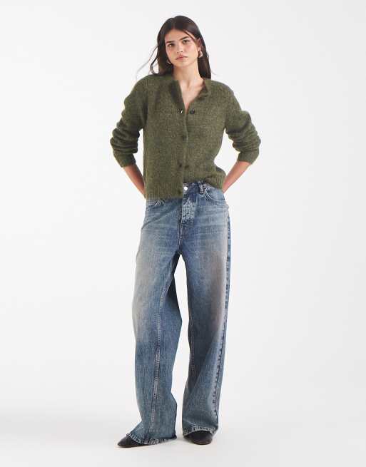 Vero Moda gilet en maille douce et duveteuse à col rond vert mousse, 2 de 4