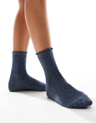 Vero Moda - Glitzernde Socken in Blau mit Rüschensaum