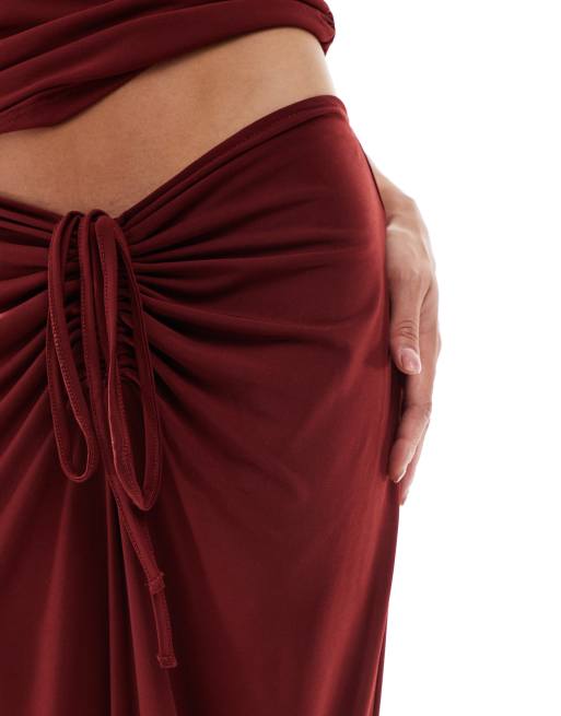 Vero Moda - Gonna lunga sinuosa arricciata sul davanti color bordeaux in coordinato, 4 di 5