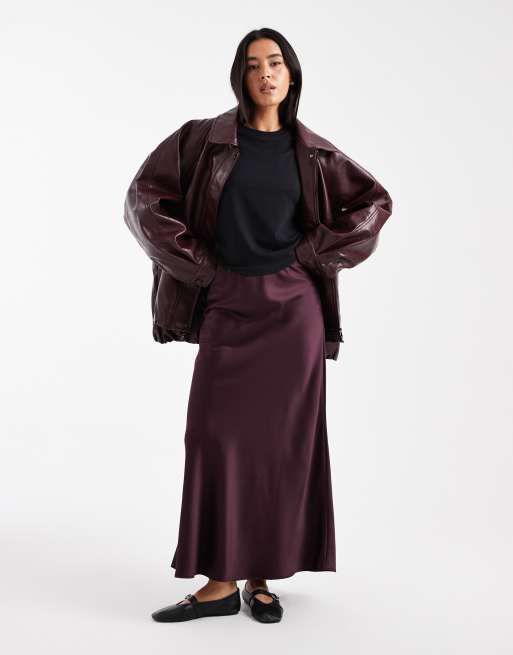 Vero Moda - Gonna midi in raso bordeaux con taglio sbieco