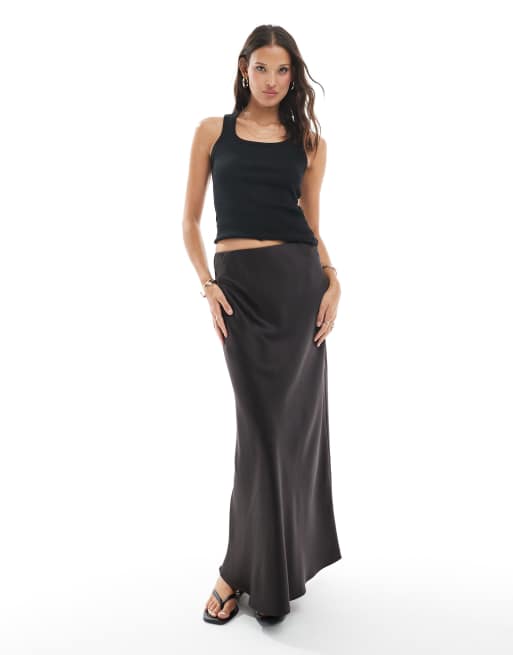 Vero Moda - Gonna midi in raso color cioccolato con taglio sbieco