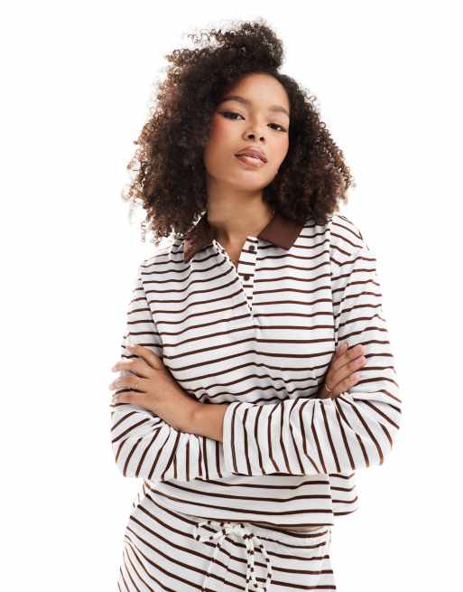 Vero Moda – Gräddvit, brunrandig pikétröja i jersey, del av set