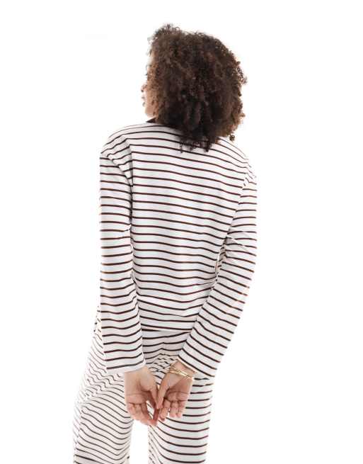 Vero Moda – Gräddvit, brunrandig pikétröja i jersey, del av set, 2 av 4