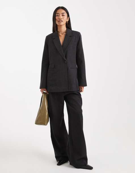 Vero Moda – Gråmelerat set med figursydd oversize-kavaj och vida byxor med veck framtill - view 1