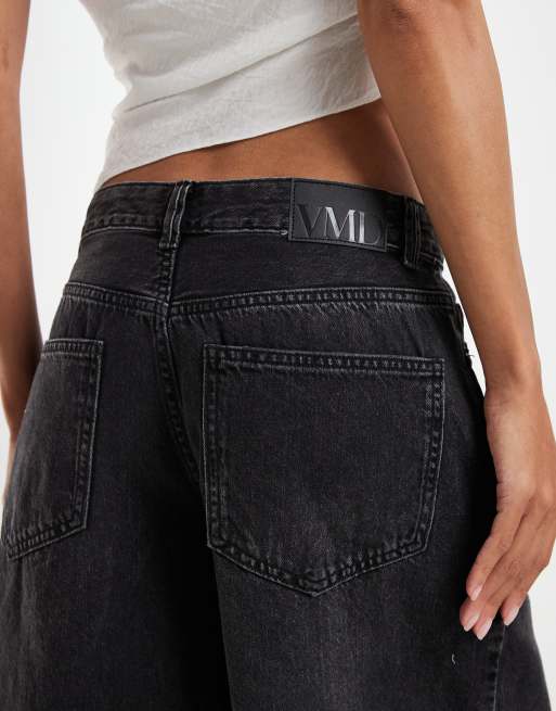 Vero Moda Hadley mid-rise loose fit denim bermuda shorts in black wash, 5 of 5