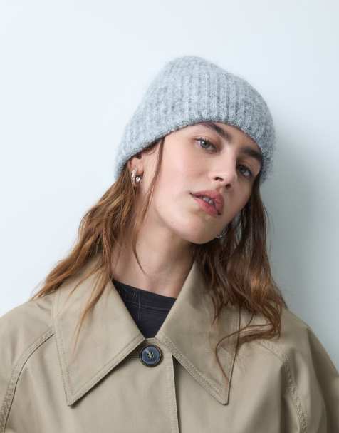 Vero Moda hairy textured knitted beanie in light grey melange - view 1